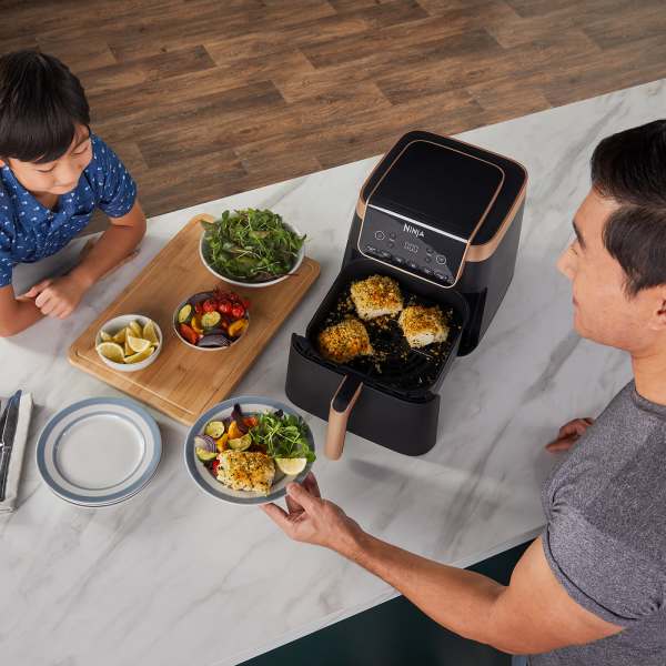 Ninja Deluxe Black & Copper Air Fryer MAX PRO 6.2L